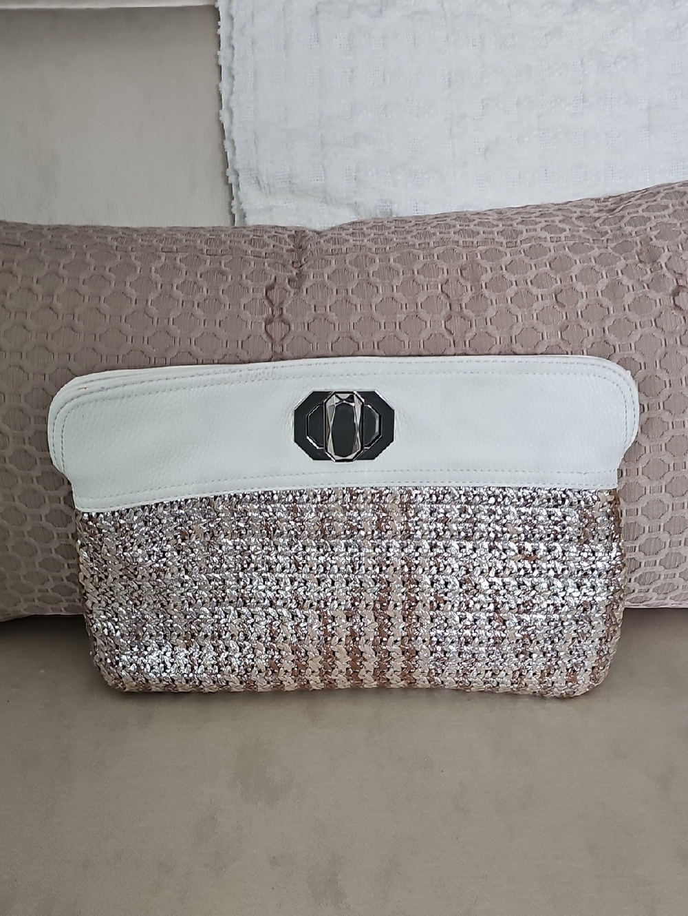 Deux Lux White and Silver Sequined Clutch